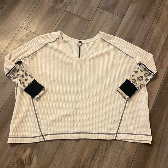 Free People Sweaters - Free People We The Free Laguna V-Neck Thermal Top Cream Leopard Print XS